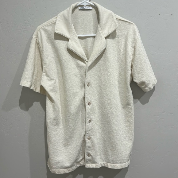 Zara button down shirt - Picture 2 of 4
